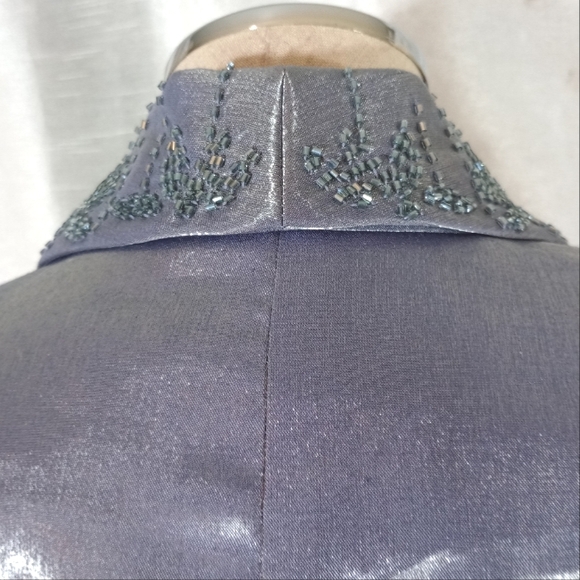 Alex Evenings Satin Hacket, Lavender, beaded sleeves & Collar, Open, one pc., 14 - Picture 9 of 10
